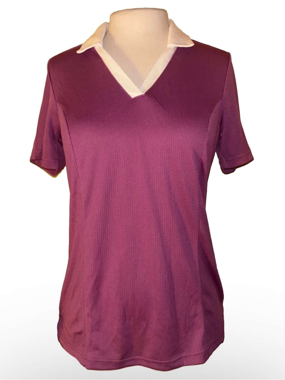 Women's Purple Short-Sleeve V-Neck Polo Top with White Collar